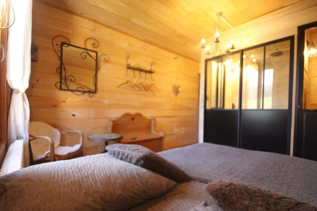 La Maison Du Bonheur Anlhiac Ngoại thất bức ảnh